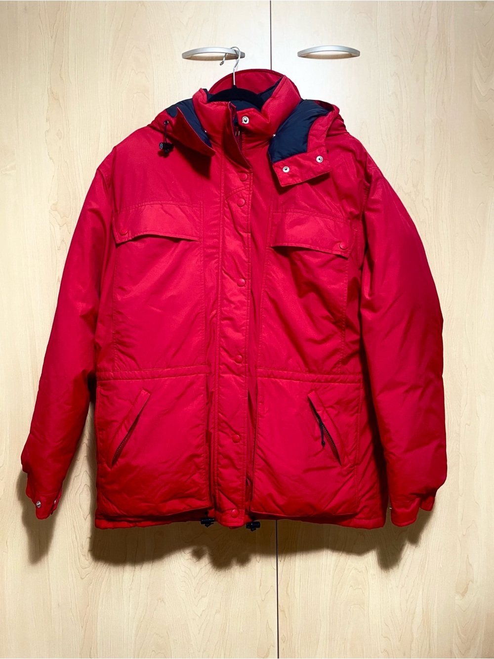 REI Vintage Down Jacket in Red. Insulated Parka with Detachable Hood Size 16